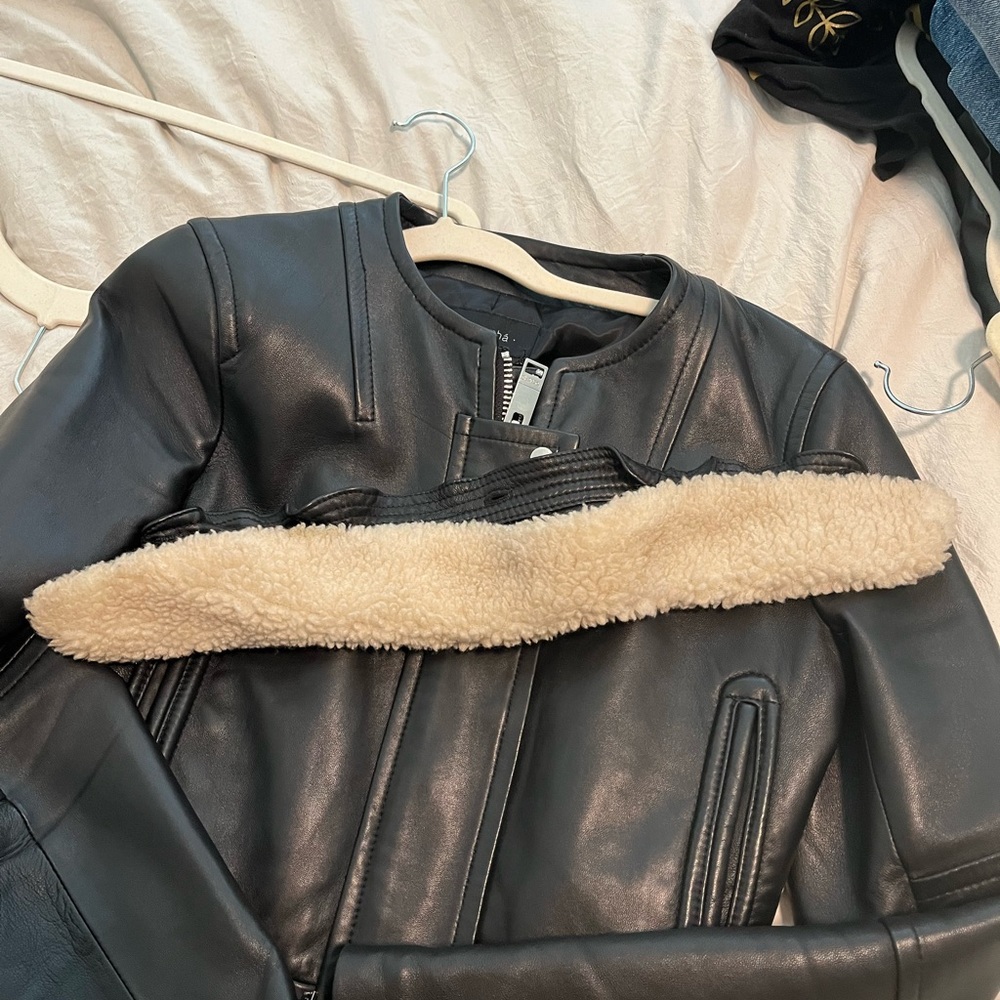 Rosa cha leather jacket with removable fur collar - Picture 3 of 8